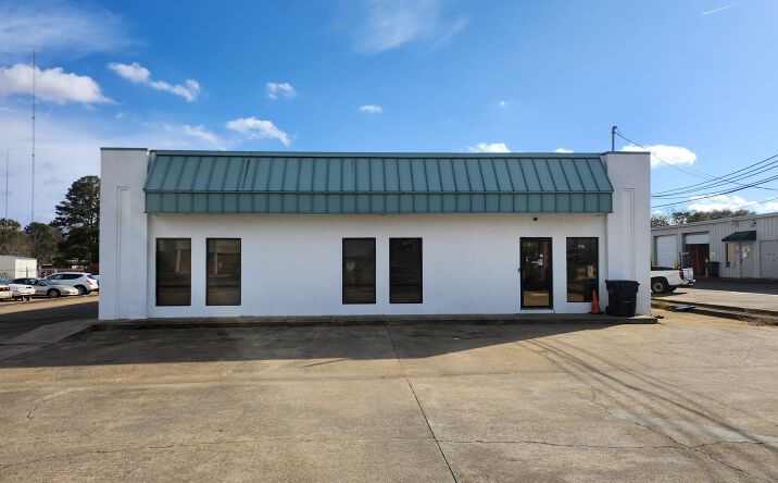 Pictures of Industrial property located at 712 Oliver Rd, Montgomery, AL 36117 for sales - image #1