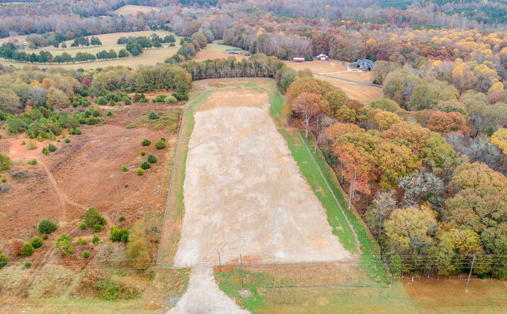 Pictures of Industrial, Land, Mixed Use, Office, Self Storage property located at 4819 SC-101, Woodruff, SC 29388 for sales - image #1