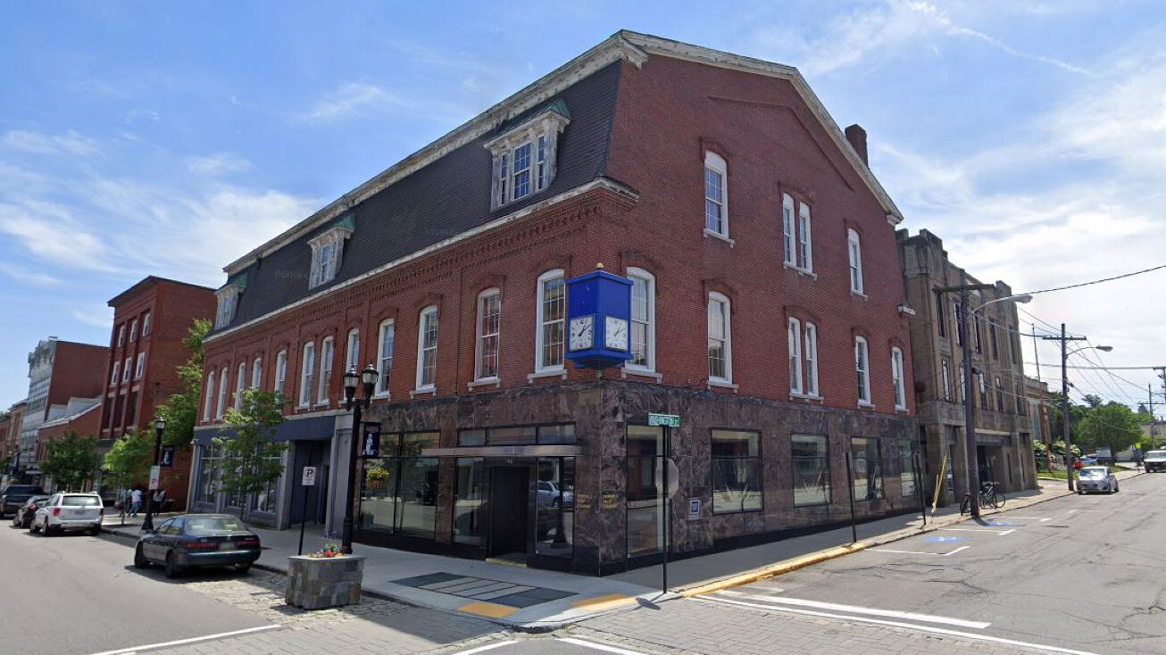 163 Main St, Biddeford, ME 04005