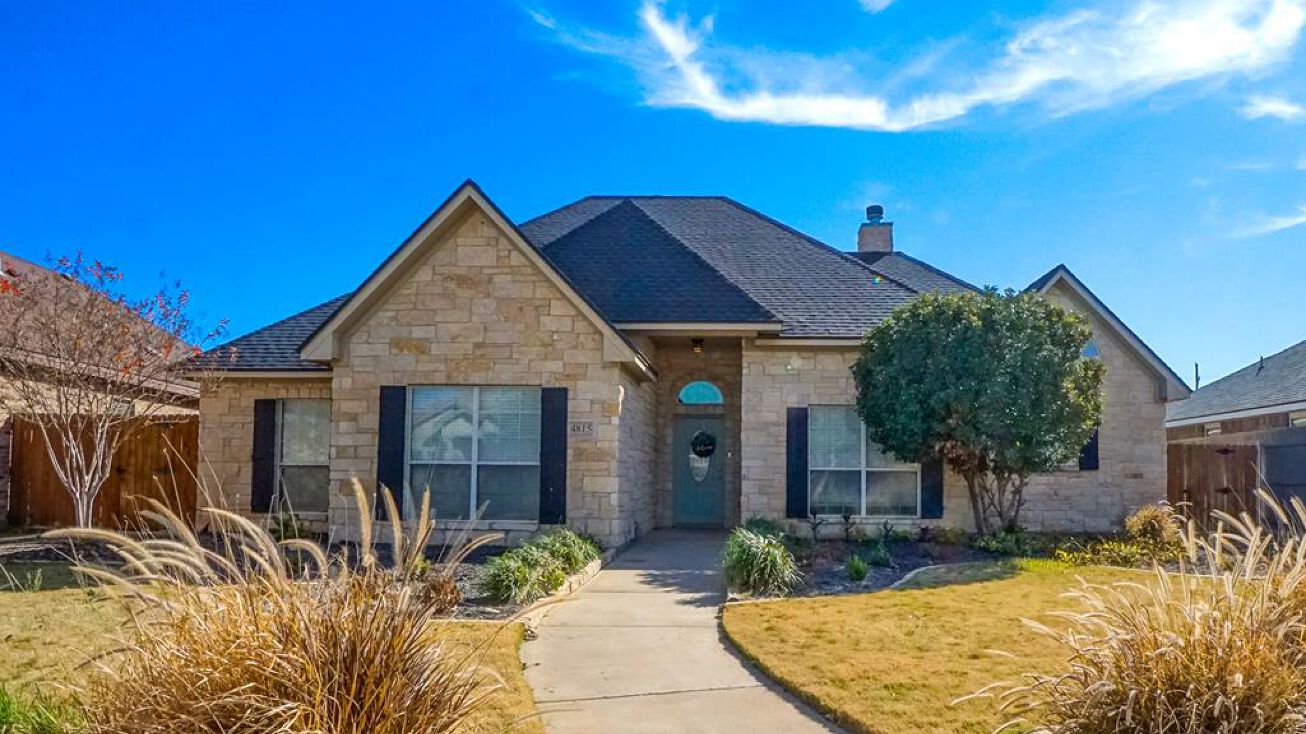 4815 Yearwood Dr, Midland, TX 79707