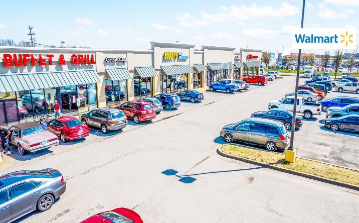 Pictures of Retail property located at 200 Segler Dr, Oak Grove, KY 42262 for sales - image #1