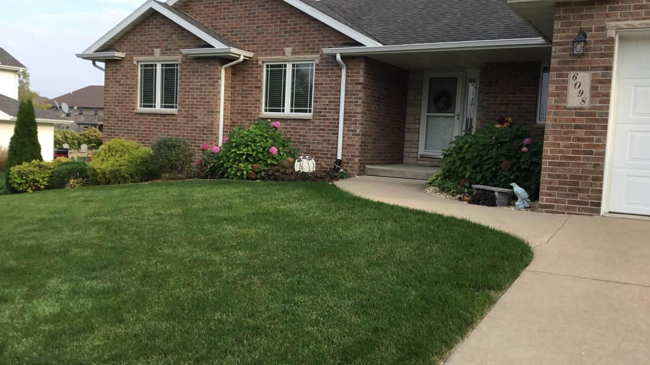 6098 Stockwood Drive, Dubuque, IA 52002 | Crexi.com