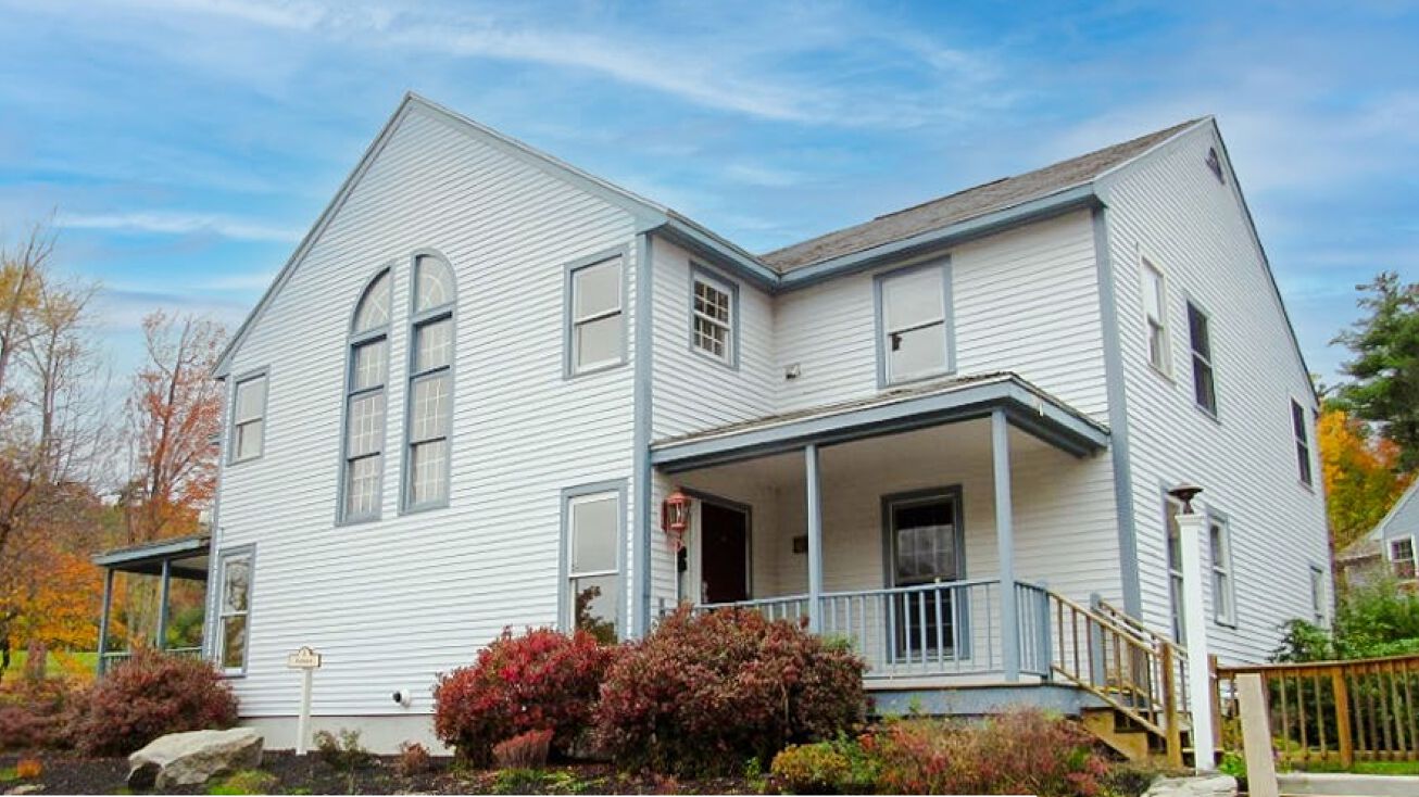 740 2nd New Hampshire Turnpike N, Francestown, NH 03043