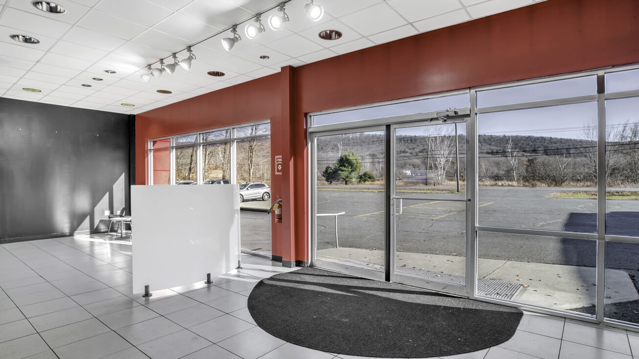 253 Greenfield Rd, Deerfield, MA 01373