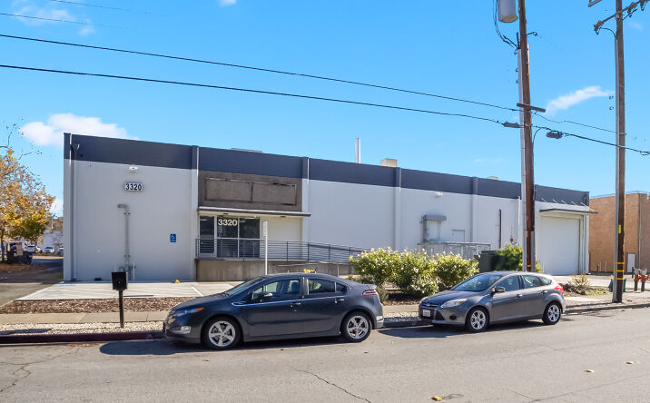 image of property at 3320 INDUSTRIAL DR Santa Rosa CA 95403-2056