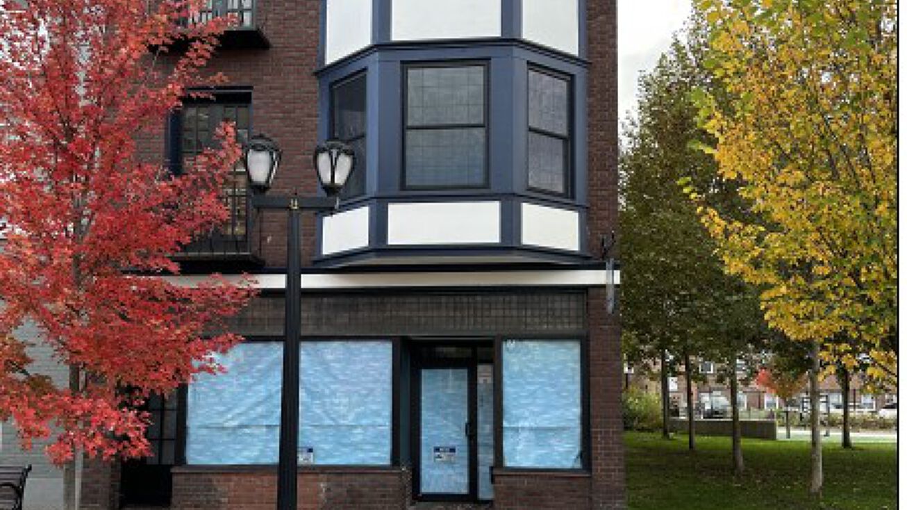 86 Remsen St, Cohoes, NY 12047