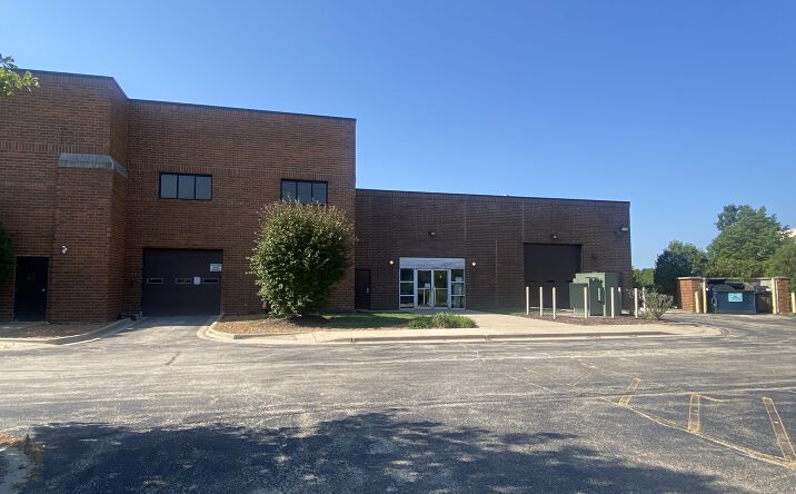 Pictures of Industrial property located at 10608 163rd Pl, Orland Park, IL, Orland Park, IL 60467 for sales - image #1