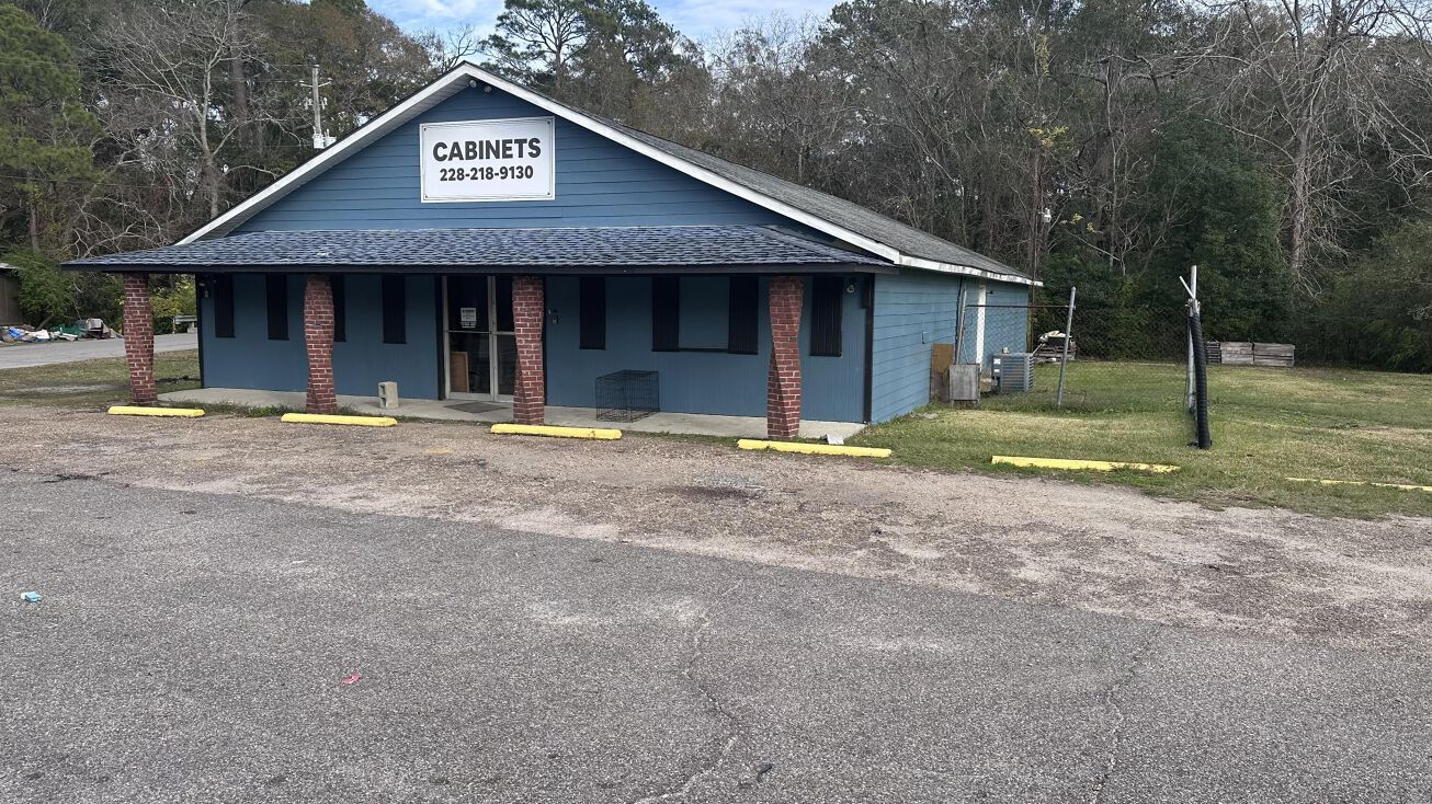 7500 Highway 613, Moss Point, MS 39563