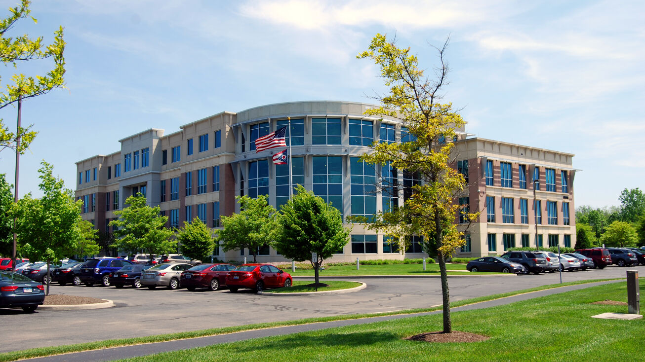 Pictures of Office property located at 8540 Gander Creek Dr, Miamisburg, OH 45342 for sales - image #1