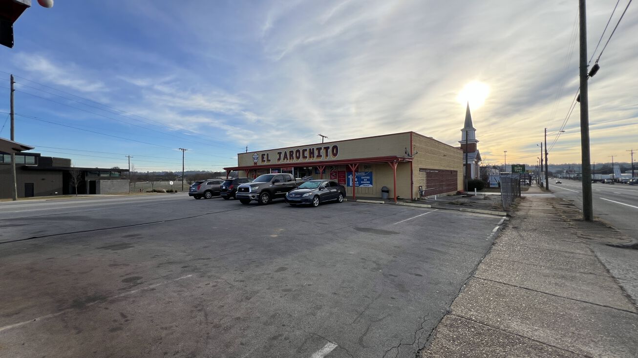 2328 Rossville Blvd, Chattanooga, TN 37408