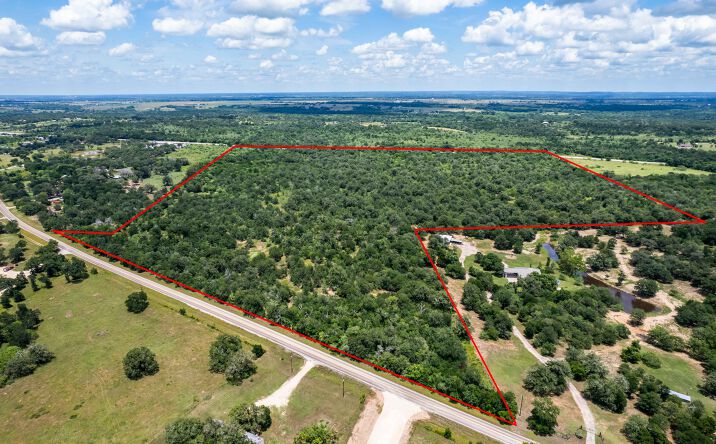 Pictures of Land property located at S Highway 183, Lockhart, TX 78644 for sales - image #1