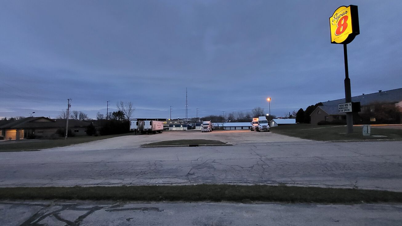 N John St., Dodgeville, WI 53533