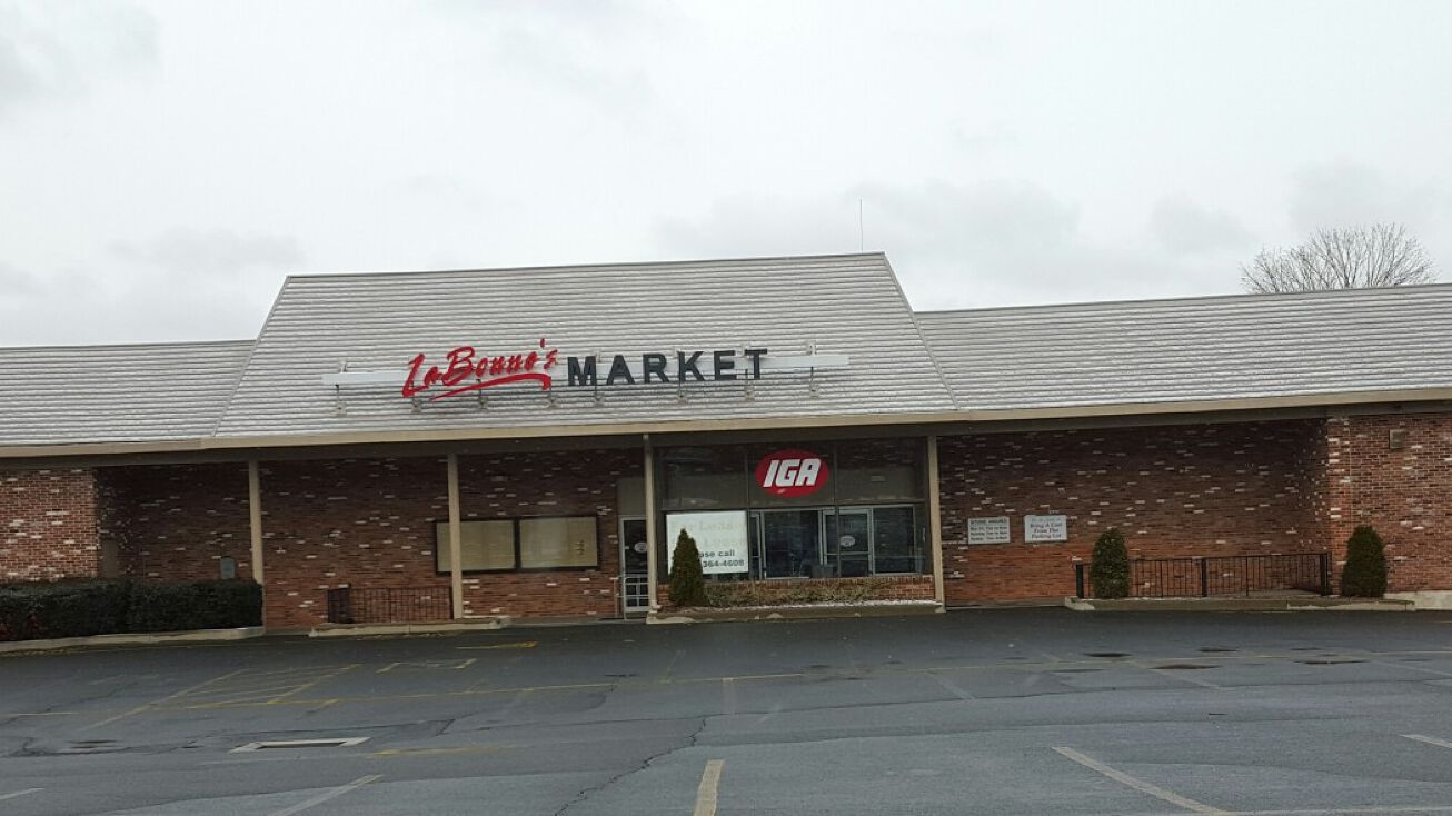 150 Main Street South, Southbury, CT 06488