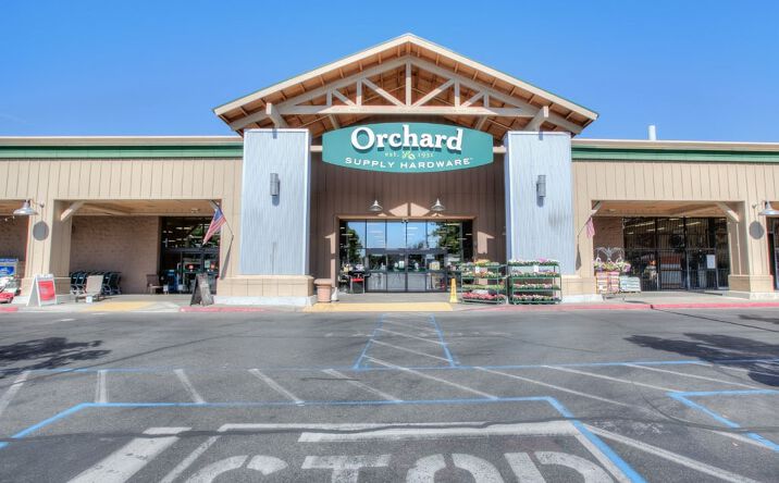 Pictures of Retail property located at 6061-6089 N. Figarden Drive, Fresno, CA 93722 for comps - image #1