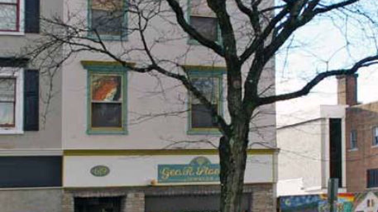 619 Main St, Stroudsburg, PA 18360 Mixed Use Property for Sale 619