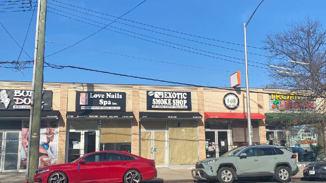 2178721795 Hempstead Ave, Jamaica, NY 11429