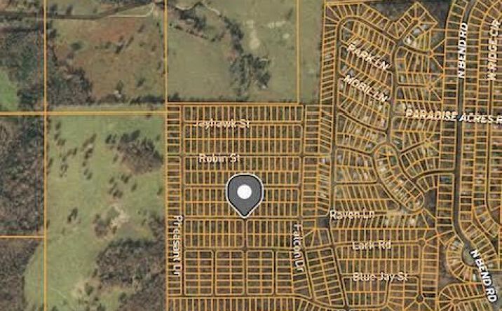 Pictures of Land property located at 1512 Martin St, Horseshoe Bend, AR 72512 for sales - image #1