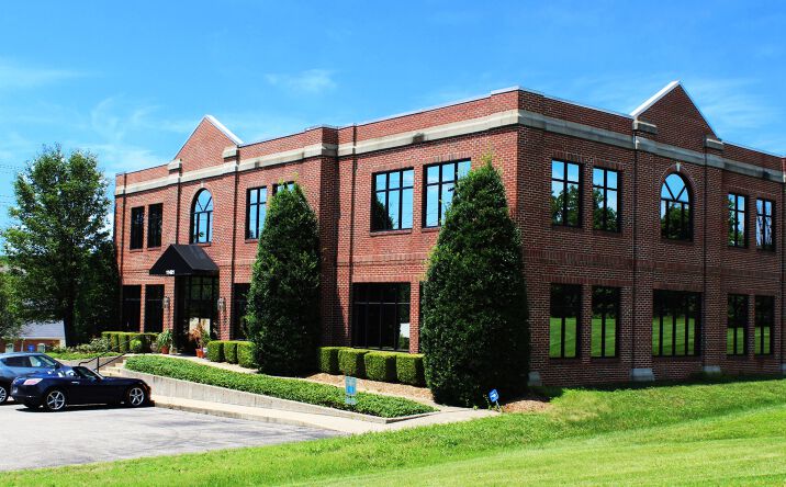 Pictures of Office, Industrial property located at 11421 Blankenbaker Access Dr, Louisville, KY 40299 for comps - image #1
