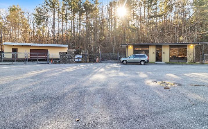 Pictures of Industrial, Mixed Use, Office, Retail property located at 388 Palmer Rd, Ware, MA 01082 for sales - image #1