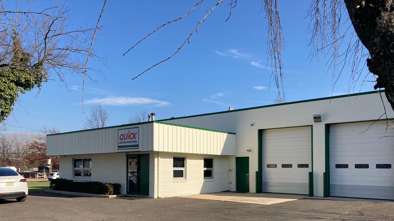 61 Cunningham Ave, Hamilton Township, NJ 08610