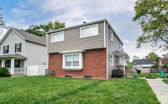 Pictures of Multifamily property located at 1126 E 23rd Avenue, Columbus, OH 43211 for comps - image #1