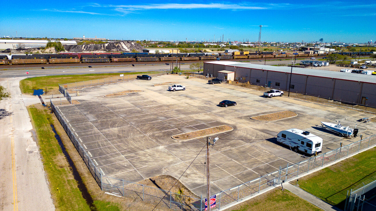 6017 Agnes St, Corpus Christi, TX 78406