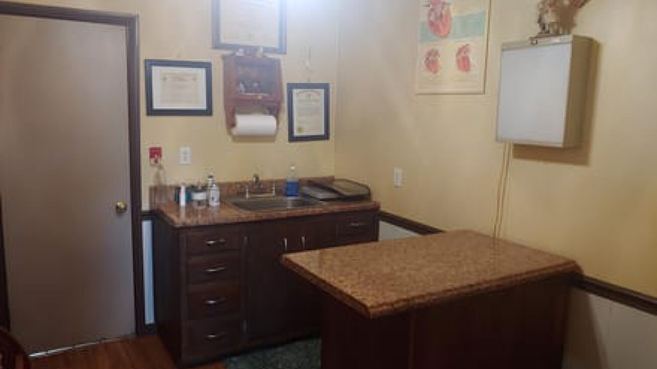 Coral Hill Rd, Glasgow, KY 42141