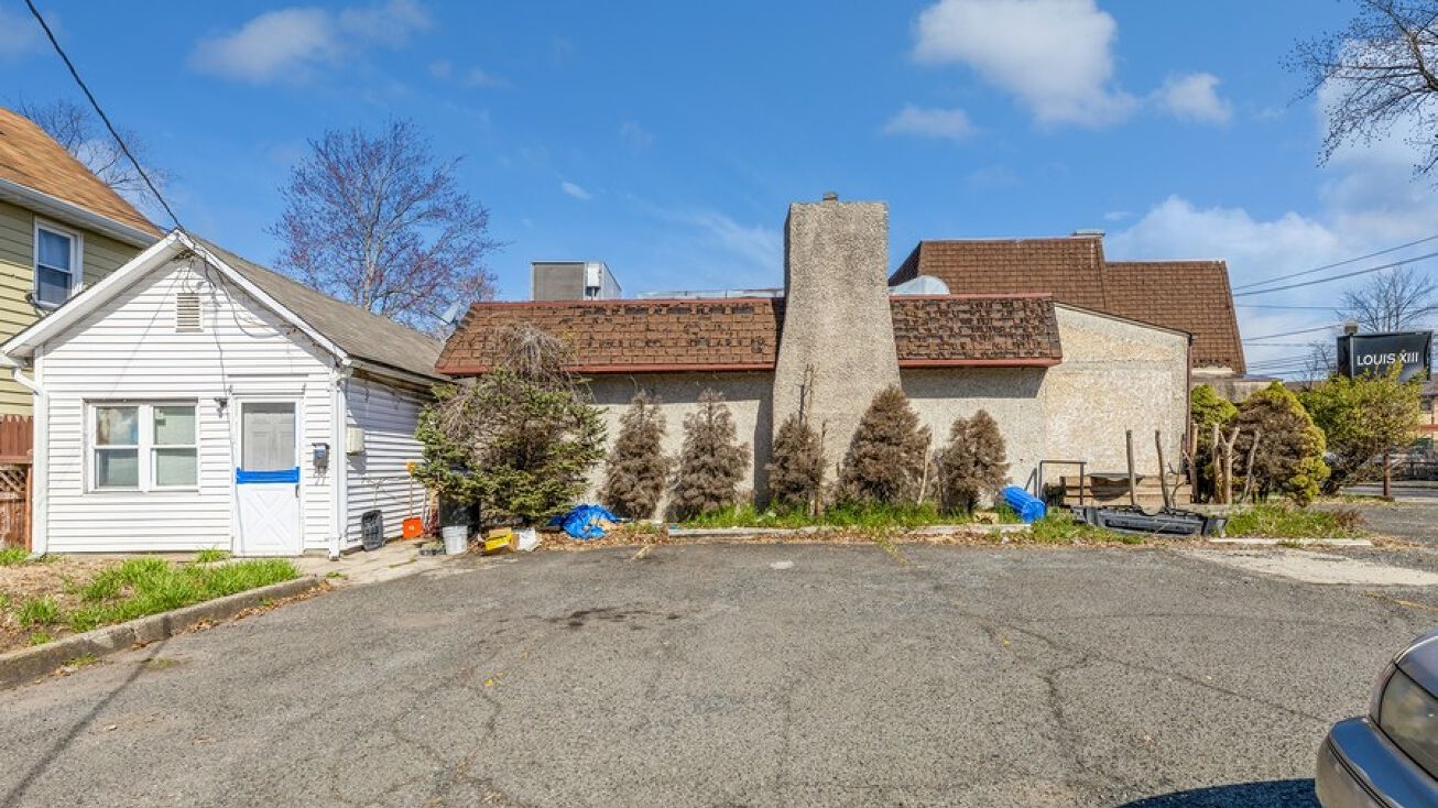 45 N Washington Ave, Little Ferry, NJ 07643