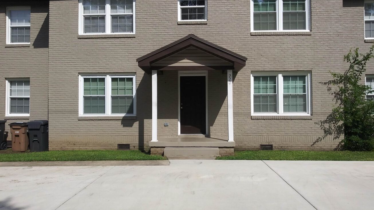 202 Somerville Rd SE, Decatur, AL 35601