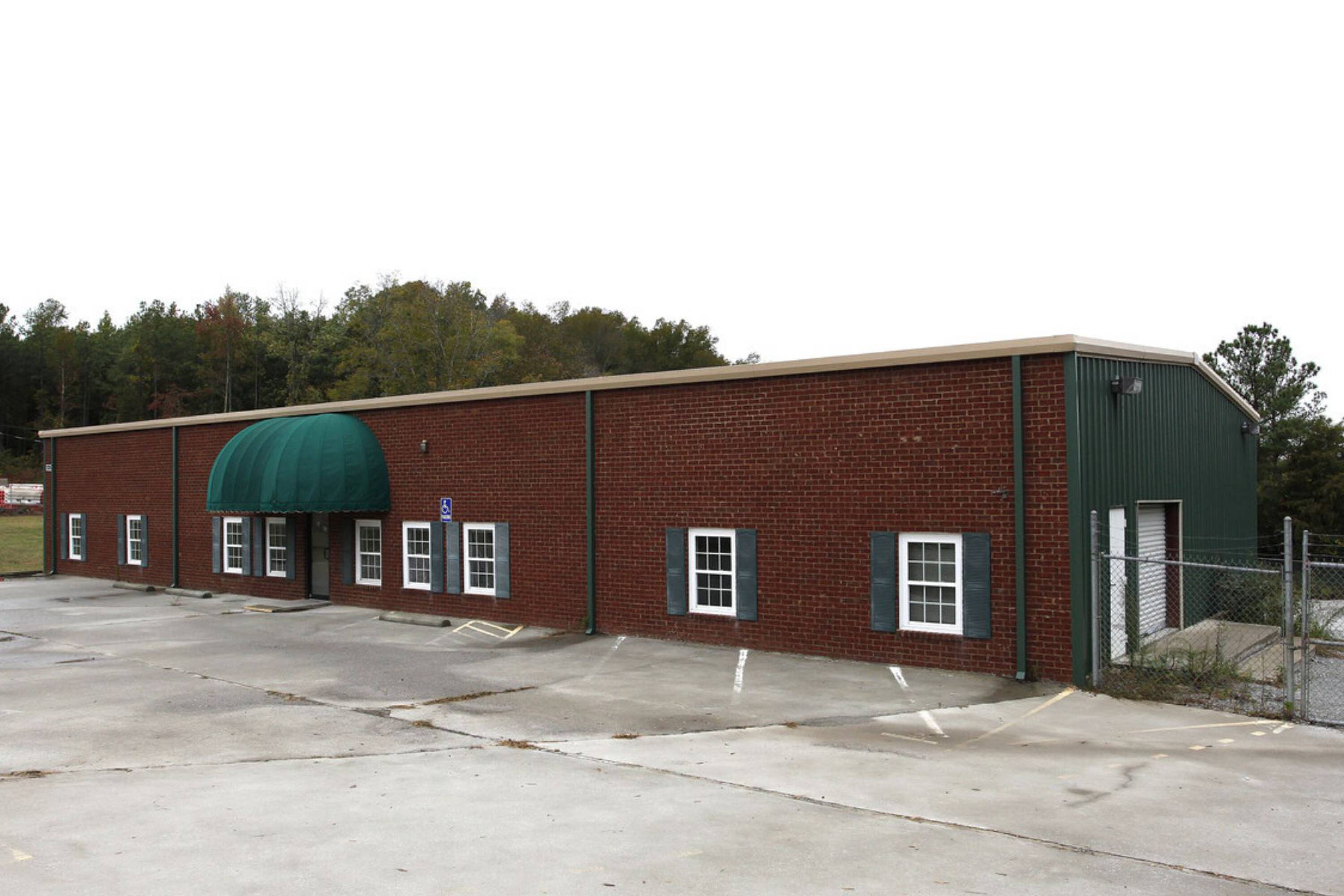 2325 Jason Industrial Pkwy, Winston, GA 30187-2159