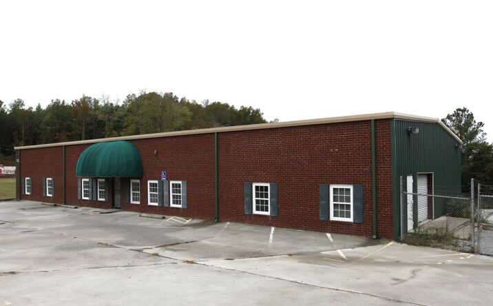 Pictures of Industrial property located at 2325 Jason Industrial Pkwy, Winston, GA 30187 for sales - image #1