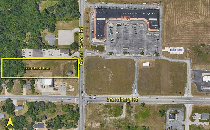 Pictures of Land, Office, Retail property located at 5365 Grand Haven Rd, Norton Shores, MI 49441 for sales - image #1