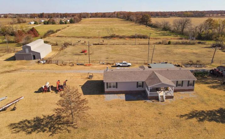 Pine Ridge Ranch Pine Ridge Ranch, Benton, MO 63736 | Crexi.com