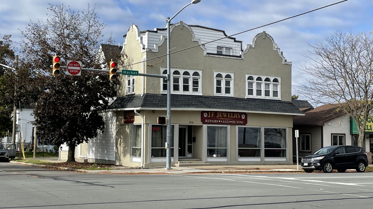 414 Market St, Kingston, PA 18704