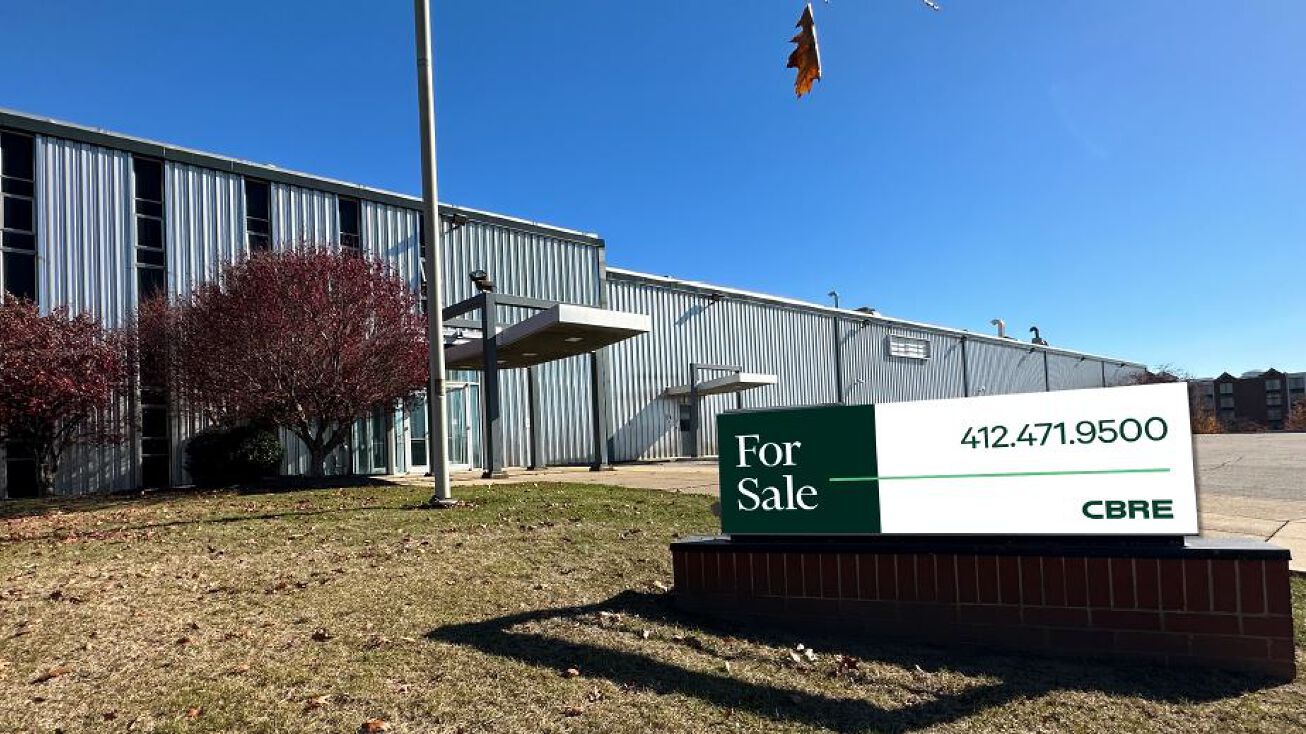 6515 Steubenville Pike, Pittsburgh, PA 15205