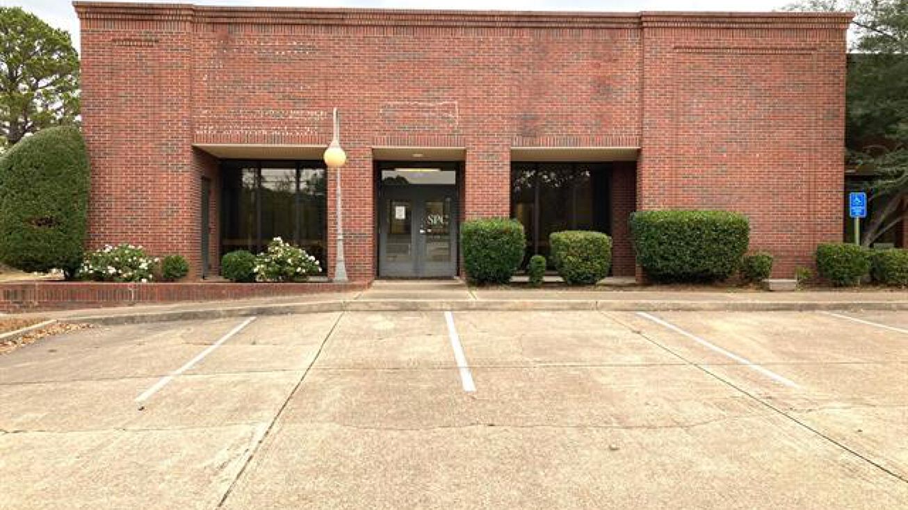 2120 W Bert Kouns Industrial Loop M, Shreveport, LA 71118