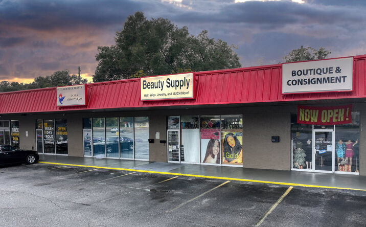 Pictures of Retail property located at 3410 NE Jacksonville Rd, Ocala, FL 34479 for sales - image #1