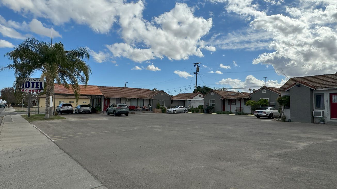 682 E Polk St, Coalinga, CA 93210