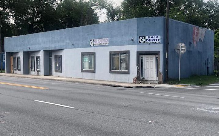 Pictures of Business for Sale, Retail property located at 1492 KINGS Road, Jacksonville, FL 32209 for sales - image #1