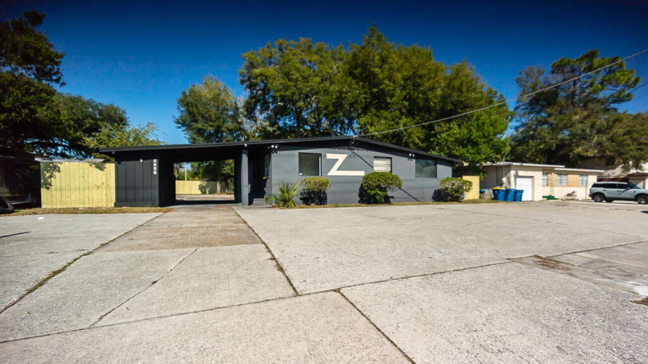 6237 MERRILL Road, JACKSONVILLE, FL 32277