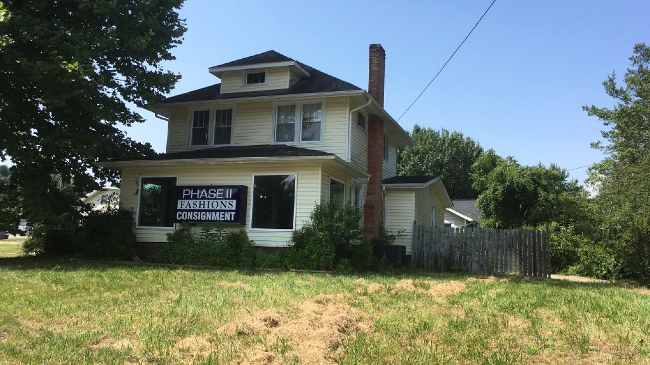 3811 Asheville Highway, Hendersonville, NC 28791