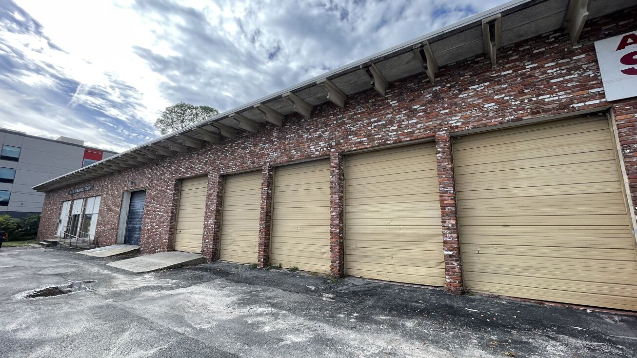 422 SW 16th St, Ocala, FL 34471