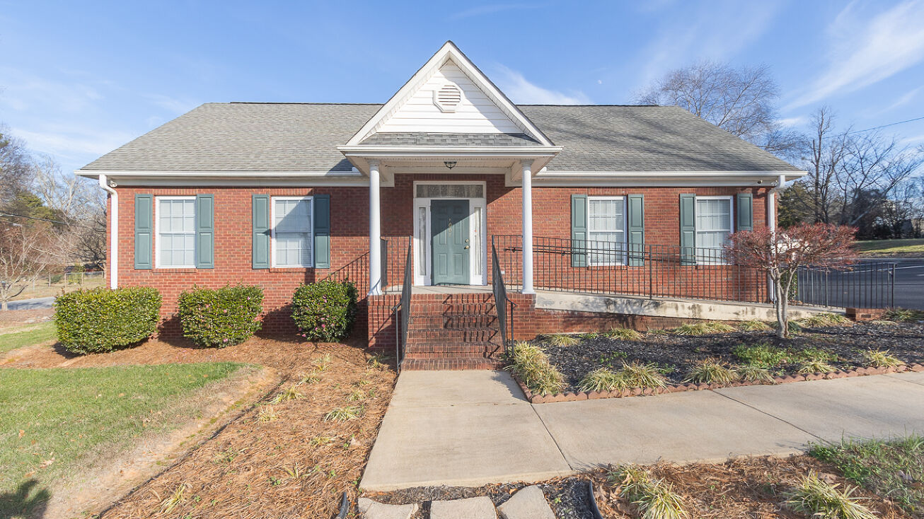 1001 S McDuffie St, Anderson, SC 29624