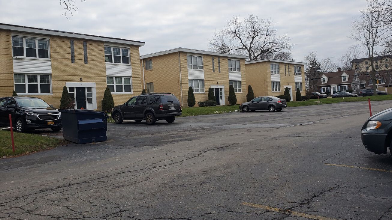 30 Linwood Ave, Williamsville, NY 14221