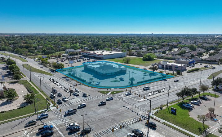 Pictures of Retail property located at 4400 Basswood Blvd, Fort Worth, TX 76137 for sales - image #1