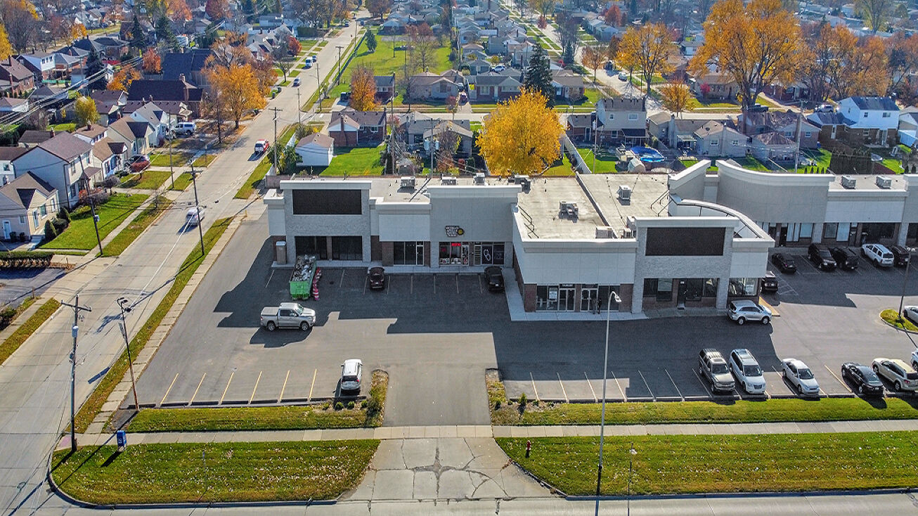 14625 Northline Rd, Southgate, MI 48195