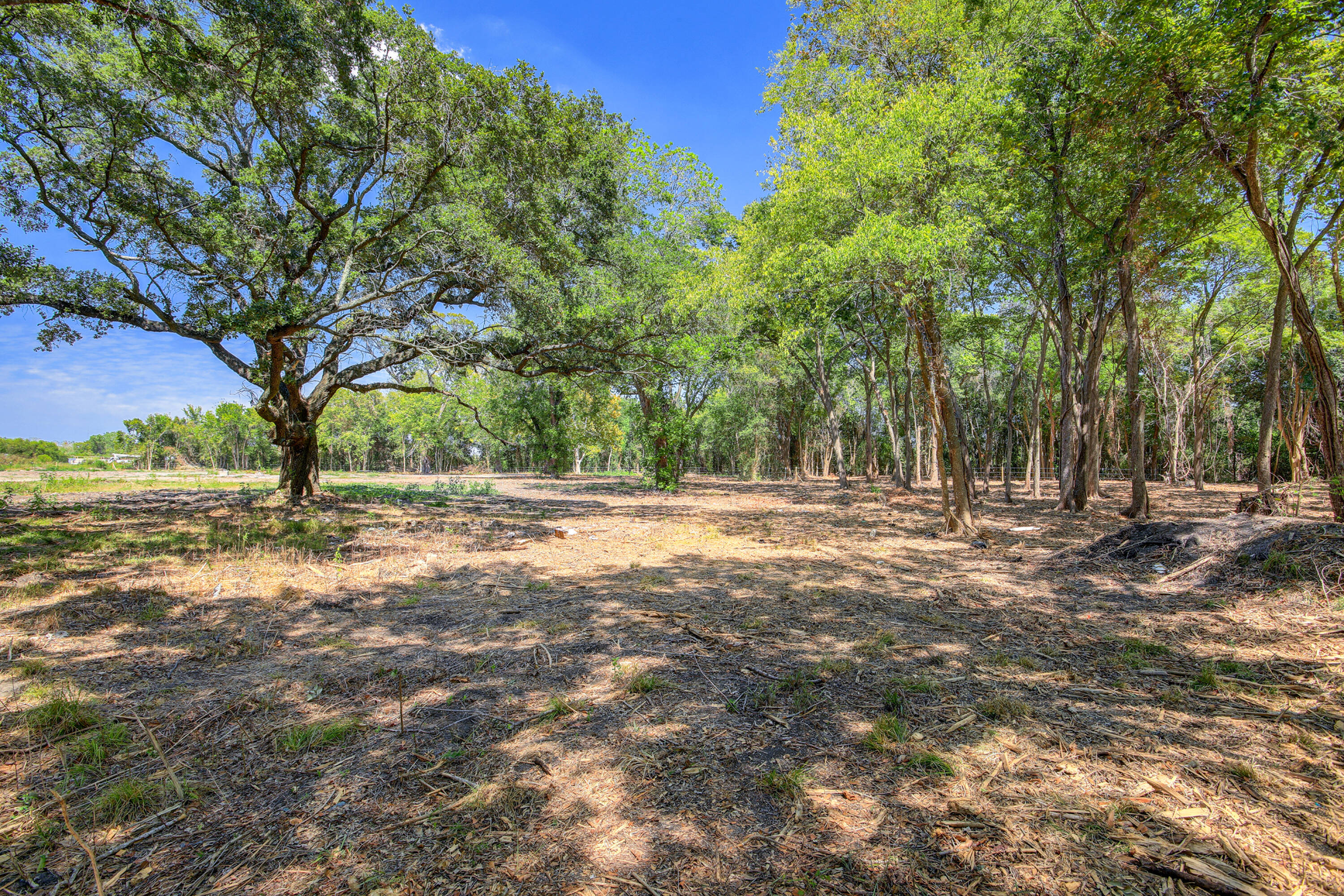 17827 S HWY 35, PEARLAND, TX 77581