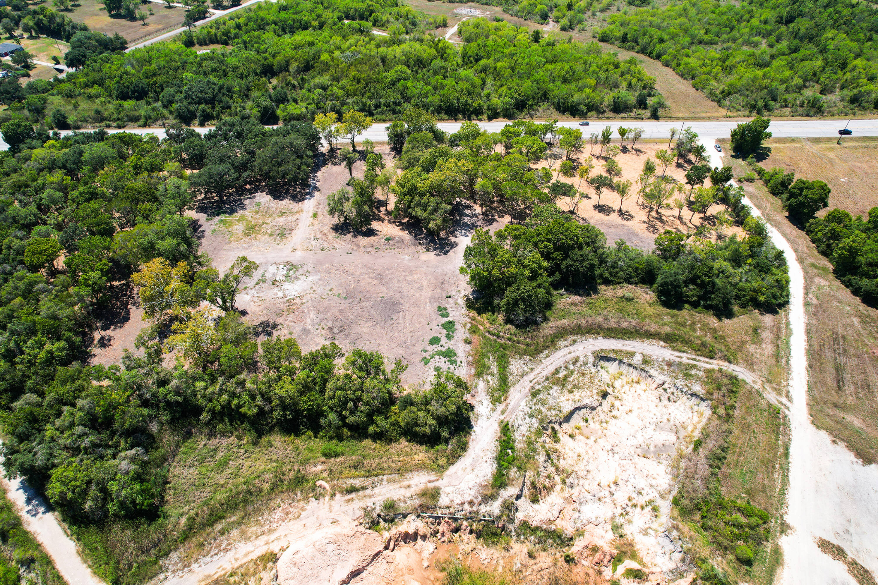 17827 S HWY 35, PEARLAND, TX 77581