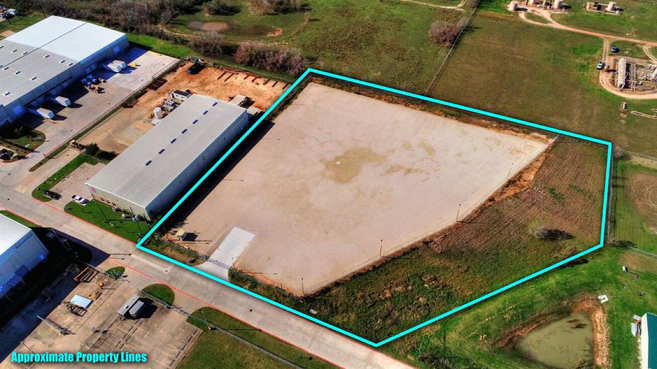 563 Stonegate Drive, Katy, TX 77494