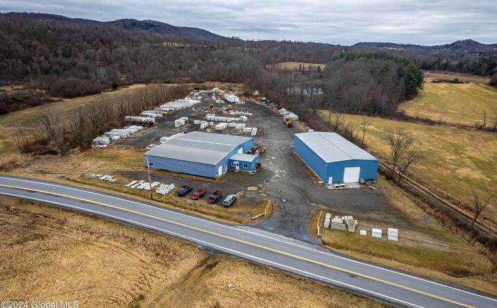 Pictures of Retail property located at 3840 State Route 196, Fort Ann, NY 12838 for sales - image #1